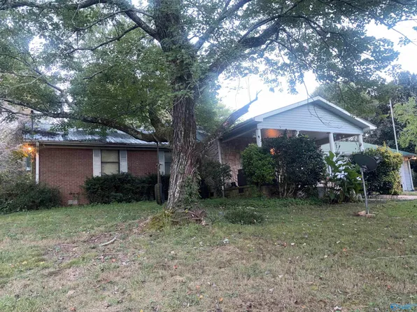 206 Dogwood Dr, Boaz, AL 35957