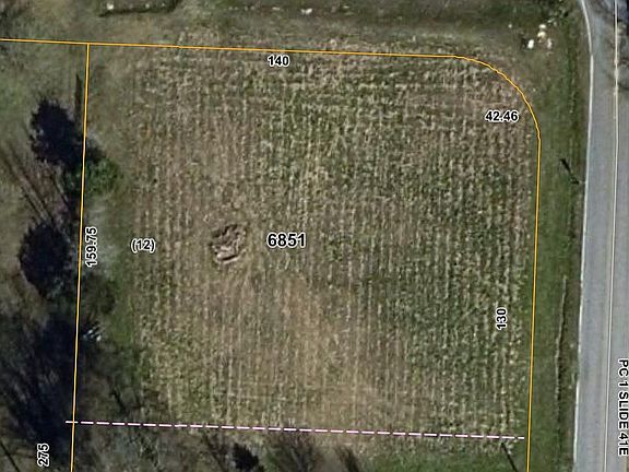 3rd image of 313 Country Club Dr