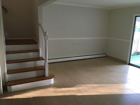 2nd image of 94 Roosevelt Dr
