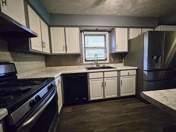 5th image of 6370 Bristlecone Ln