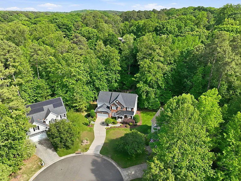 6 Bramerton Ct — Photo 41