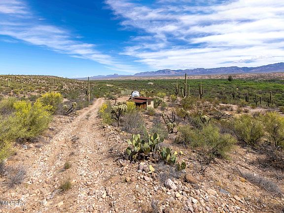 5th image of 15285 N San Pedro River Rd