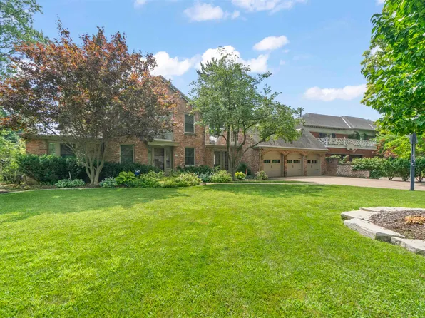 5934 N Elm Ln, Peoria, IL 61614