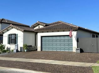 22970 SW 128th Pl, Miami, FL 33170