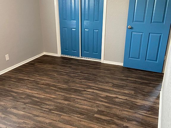 5th image of 125 E Langley Blvd #4