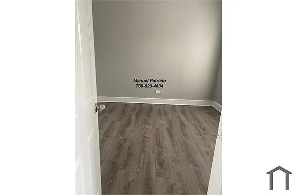 Building Photo - 6633 S Ellis Ave #1