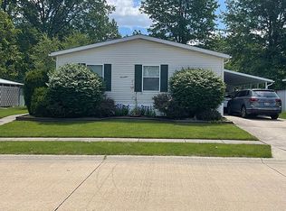17 Piccolo Pl, Olmsted Twp, OH 44138