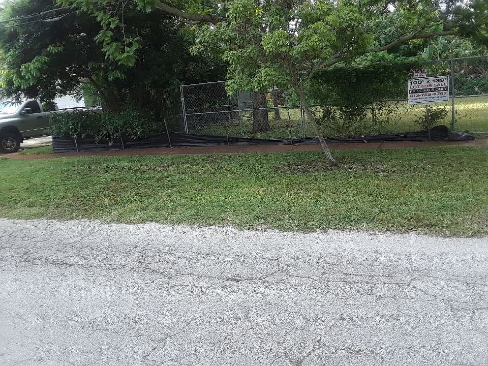 1st image of 4115 W San Miguel St