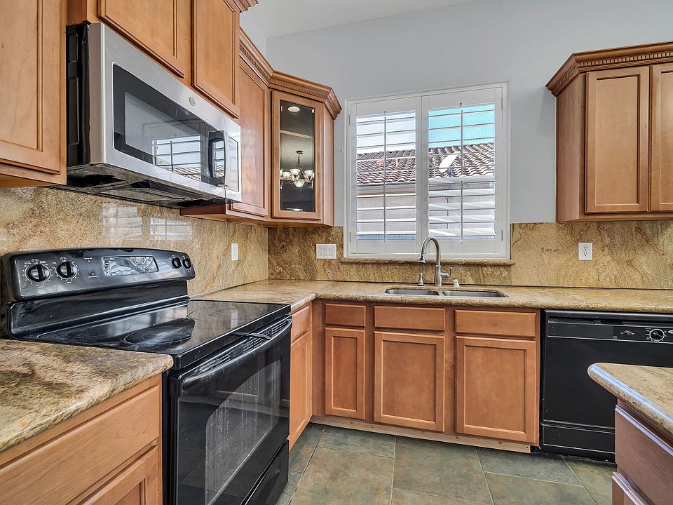 1st image of 8404 W Myrtle Ave