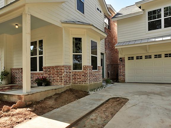 5th image of 142 Augusta Dr
