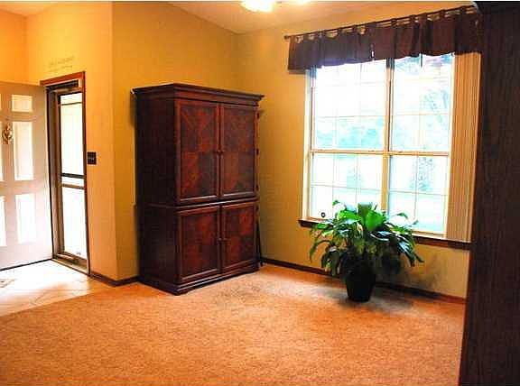 5th image of 2072 Coral Creek Dr