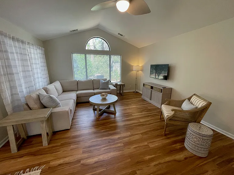 6 Sunflower Ct — Photo 6