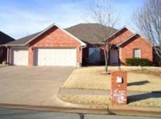 2500 Fernwood Dr, Edmond, OK 73034