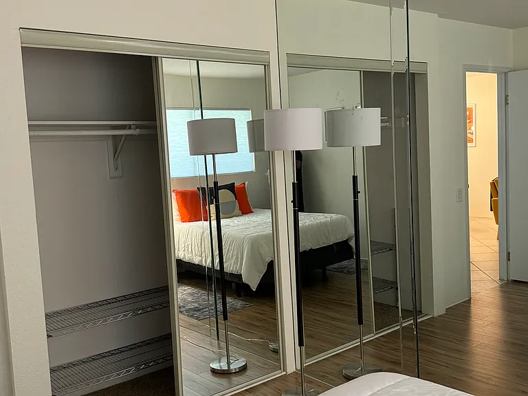 2801 N Los Felices Cir E #102 — Photo 25