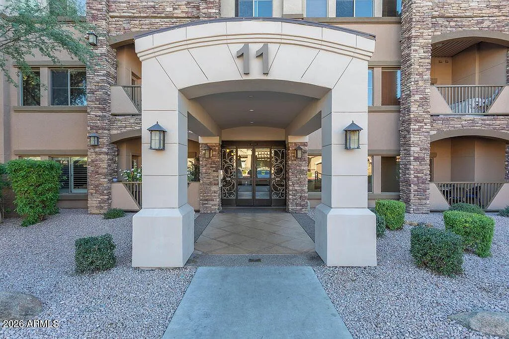 Building Photo - 5450 E Deer Valley Dr #4198