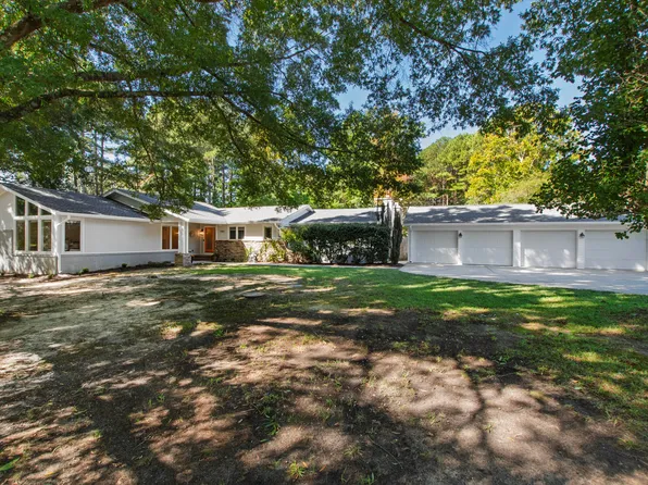 1421 Jenks Carpenter Rd, Cary, NC 27519