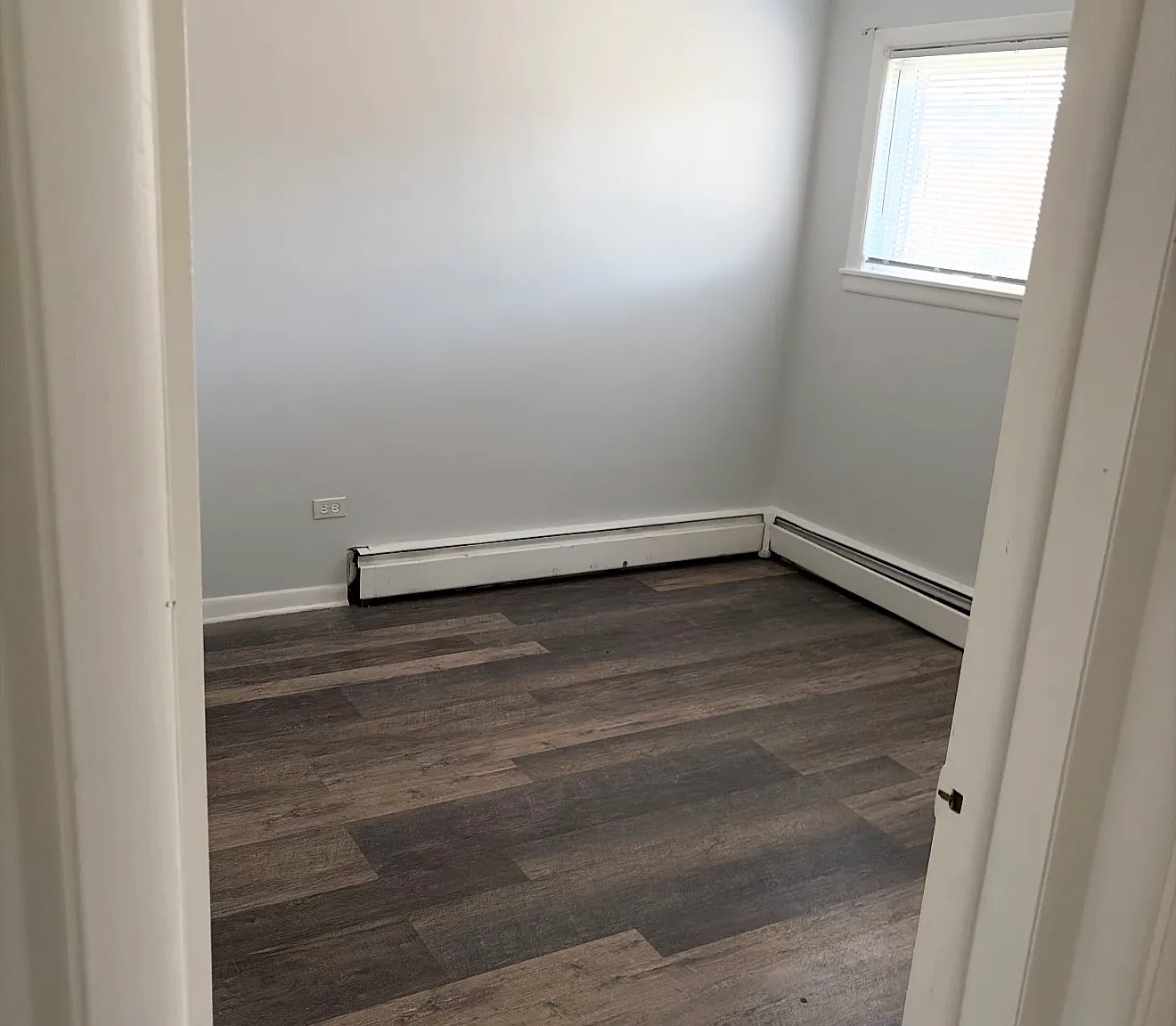 2 bed, 900 sqft, $1,600 — Photo 2
