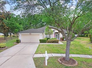 1934 Samantha Ln, Valrico, FL 33594