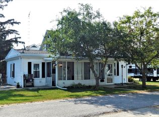 122 Houghton St, Oak Harbor, OH