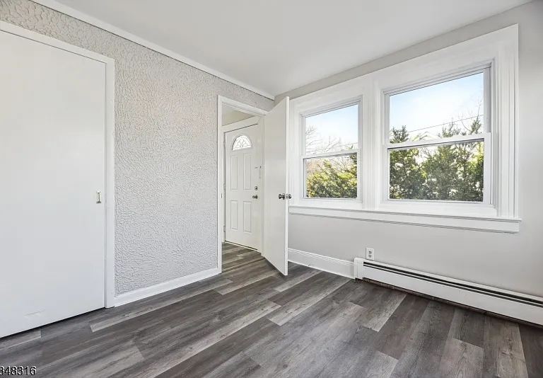 14 Walton Way — Photo 17