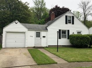 1079 85th St, Niagara Falls, NY 14304