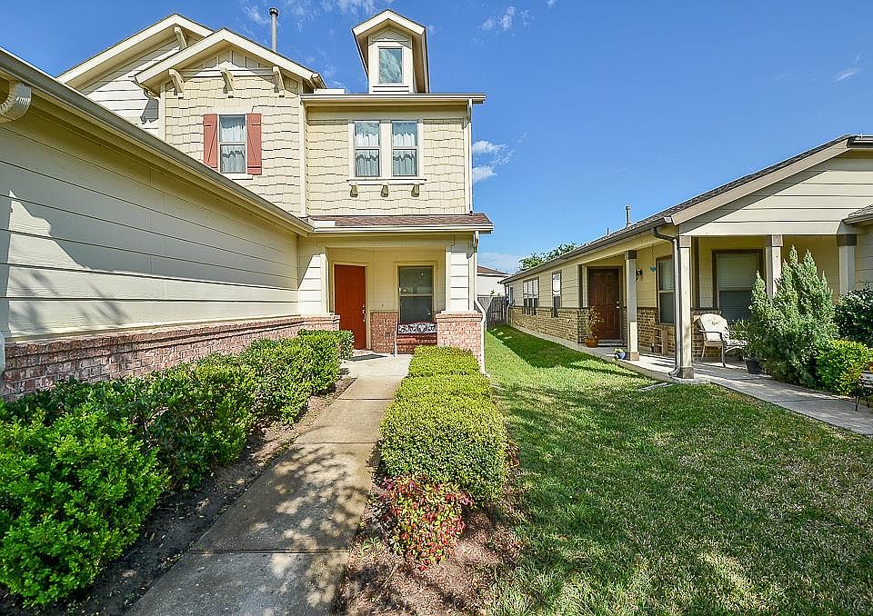 1st image of 18766 Westgate Park Dr