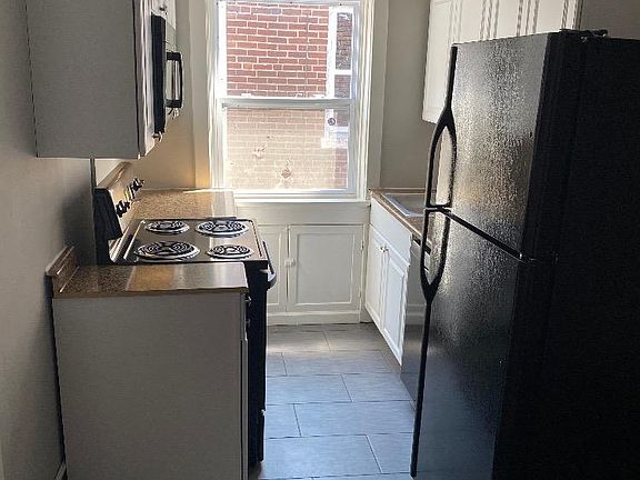 4th image of 3219 Minnesota Ave #2F