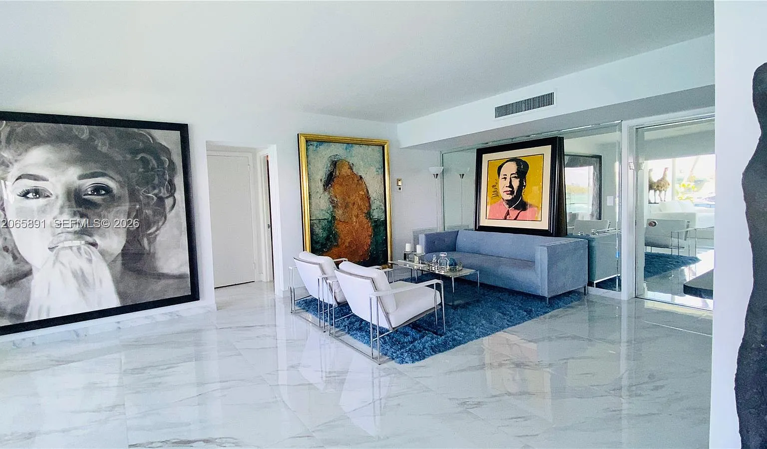 Waters Edge House Condo — Photo 2