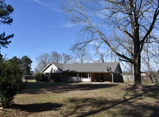 113 Hummingbird Ln, Searcy, AR 72143