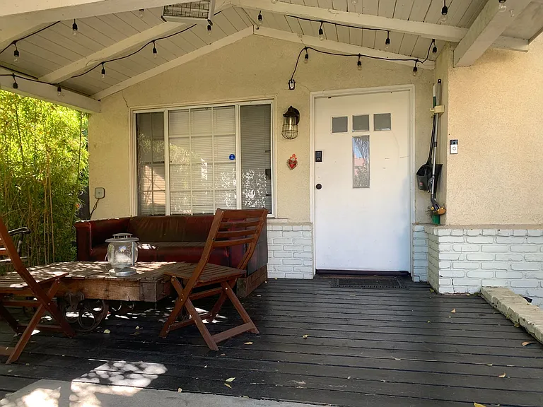 1243 Seward St — Photo 11