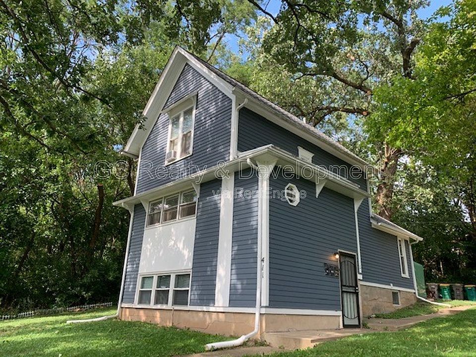 1st image of 411 Wellington Ave APT 2