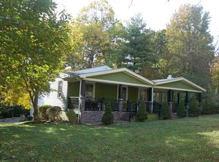 1313 Orchard Dr, Crozet, VA 22932