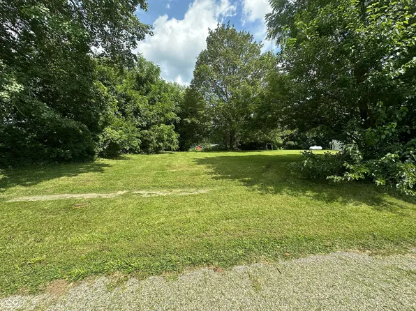 500 E 5th St, West Lebanon, IN 47991
