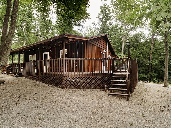 4th image of 272 Cowboy Ln