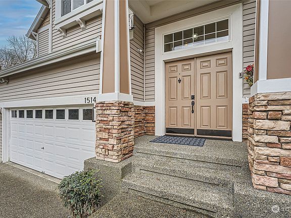3rd image of 1514 8th Street NW