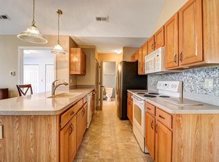 6802 Newrock Dr, New Albany, OH 43054