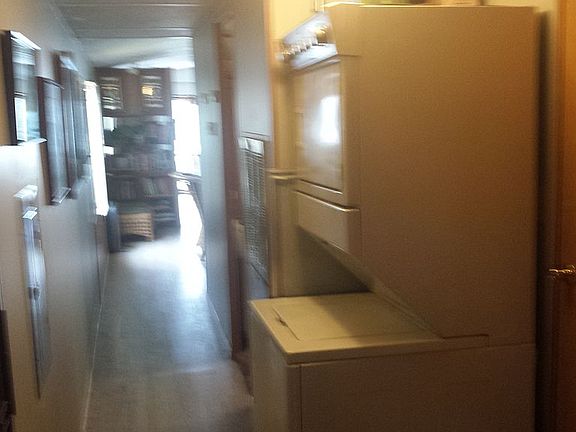 Washer/Dryer in hall