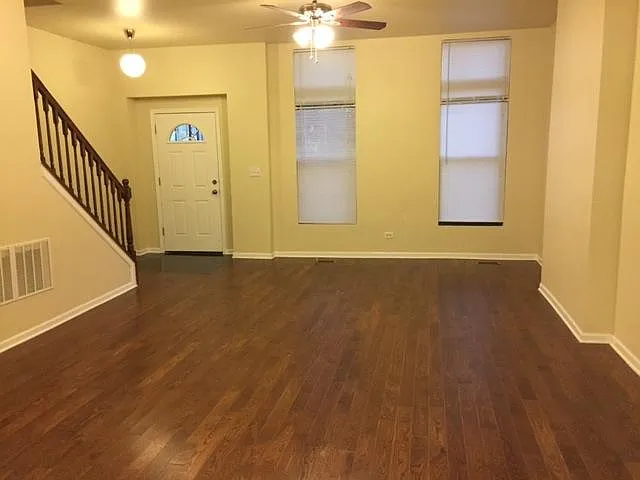 2431 W Flournoy St — Photo 2