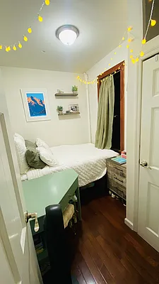 Rented by Oxford Property Group | media 25