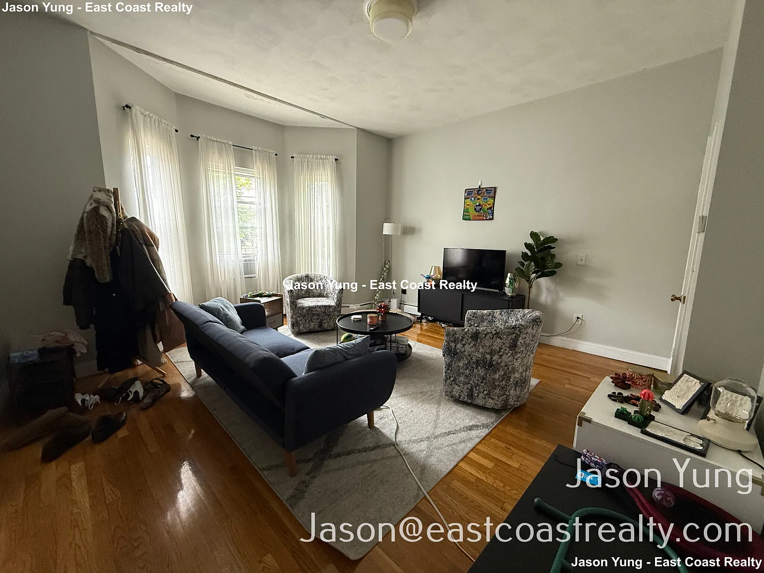 4 bed, 2.0 bath, 1200 sqft, $5,100 — Photo 2