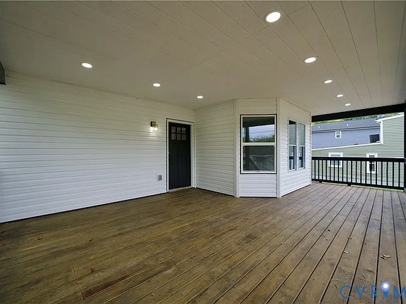 3rd image of 1005 Willcox St