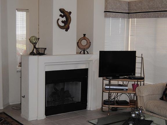 2nd image of 420 Acoma Blvd S Unit 73