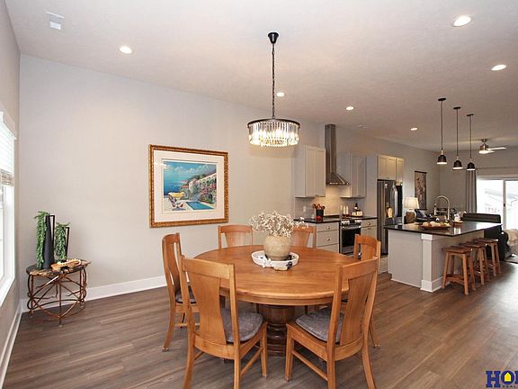 4th image of 7205 Kentwell Ln