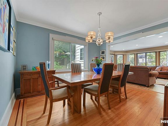 5th image of 1334 Pennington Rd