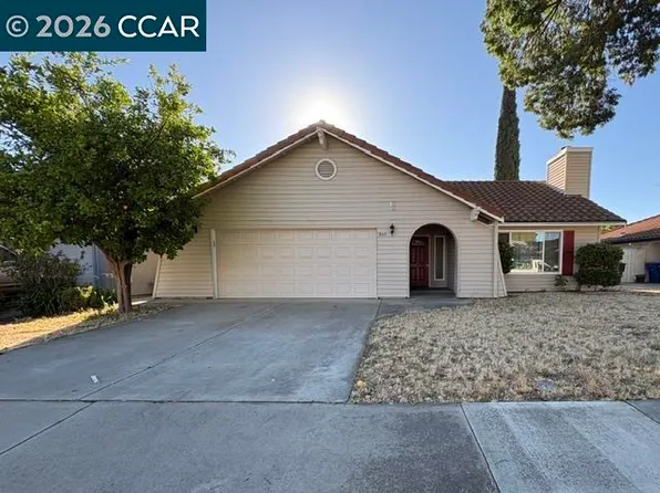 945 Arambel Dr, Patterson, CA 95363