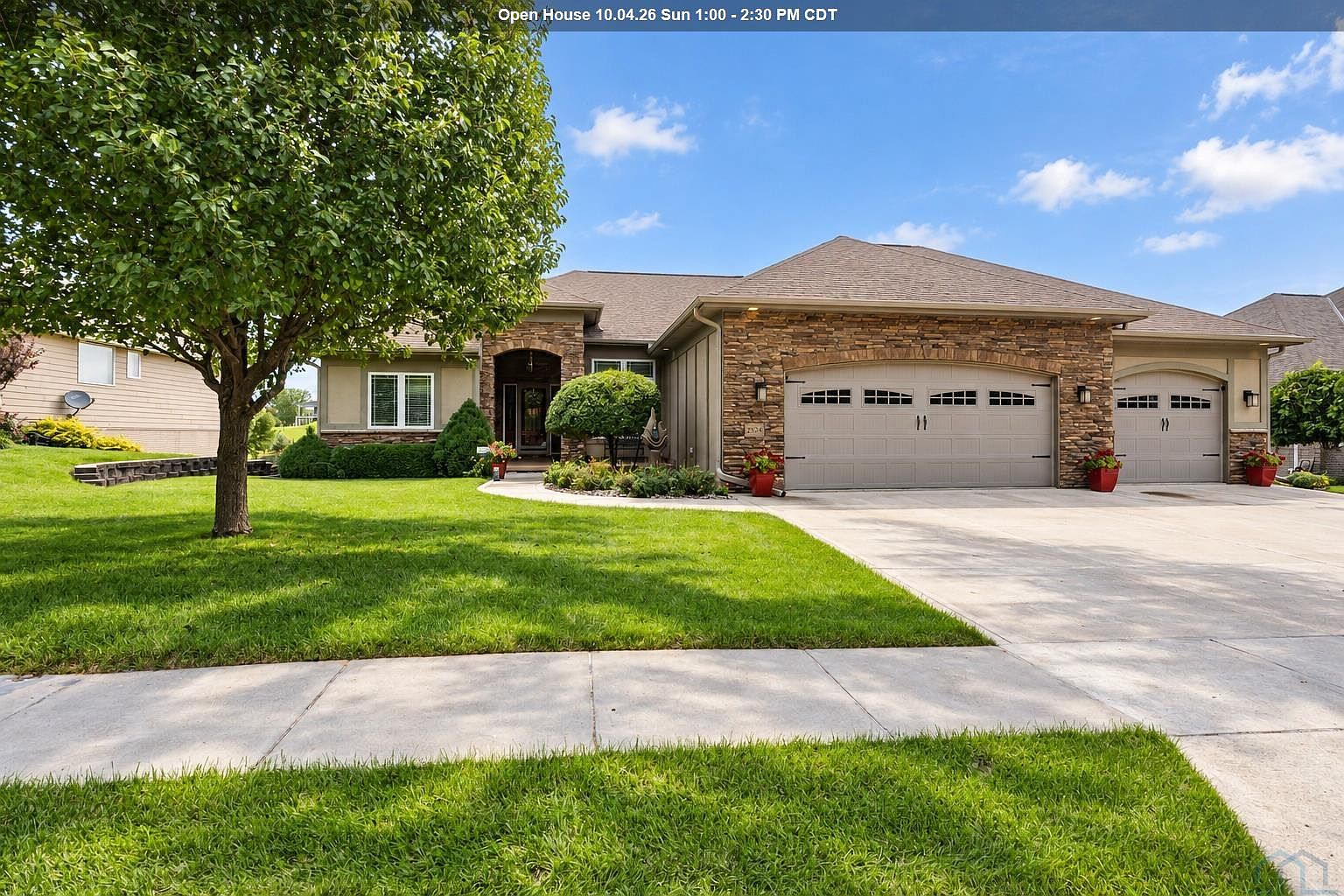 2524 Castles Gate Dr — Whispering Creek Golf Club