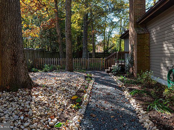5th image of 508 Forest Dr