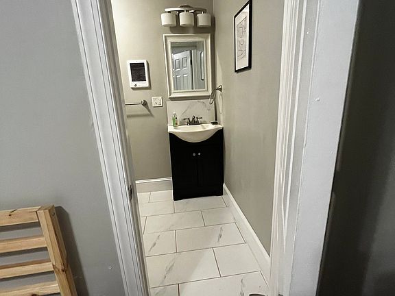 4th image of 1331 Pine St #1R