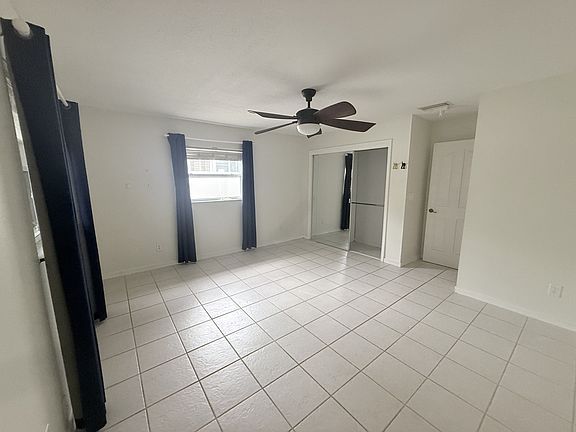 4th image of 1137 21st Ave N