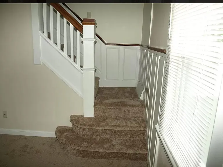 924 Wood St — Photo 13